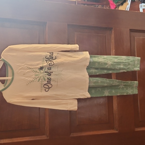 KicKee Pants Snowflake Pajamas - 3T - Picture 1 of 4